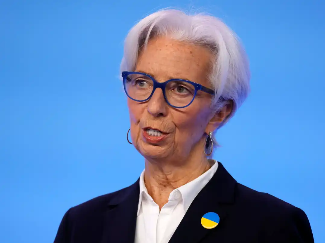 Lagarde pousse pour une mnbc européenne